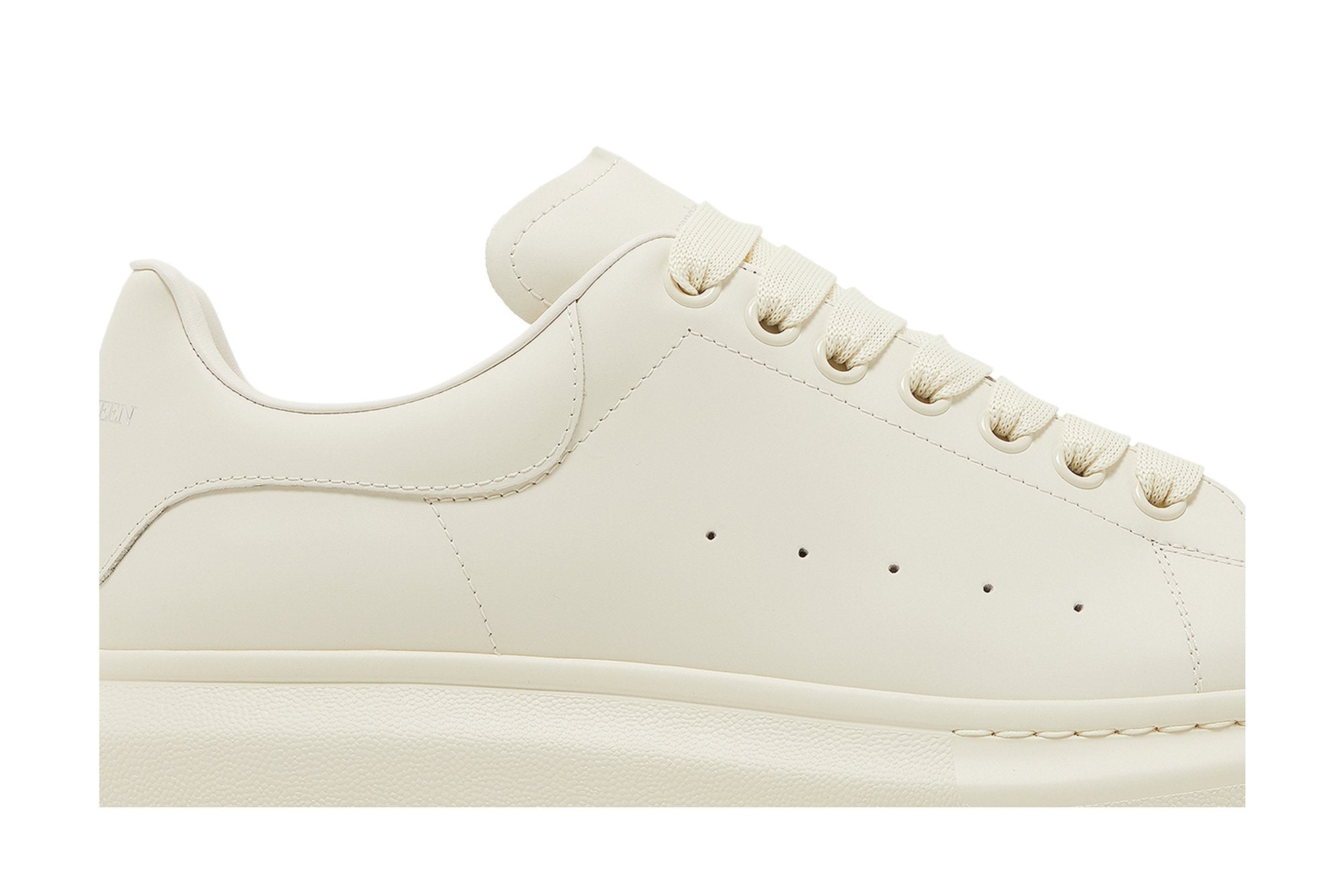 Alexander Mcqueen Oversized Sneaker - Vanilla ()