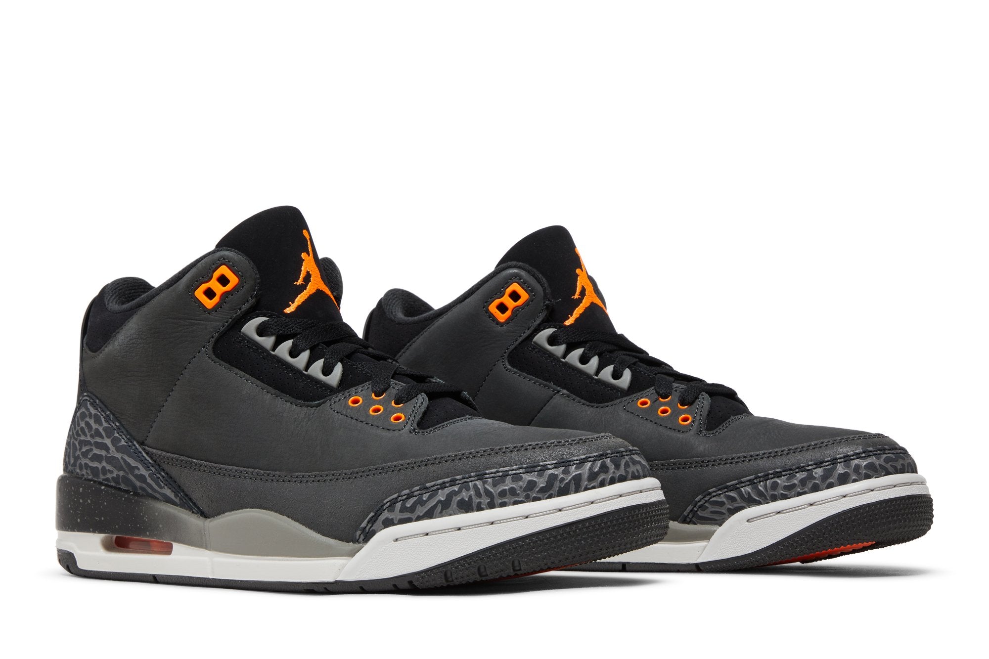 Air Jordan 3 Retro 2023 - Fear ()