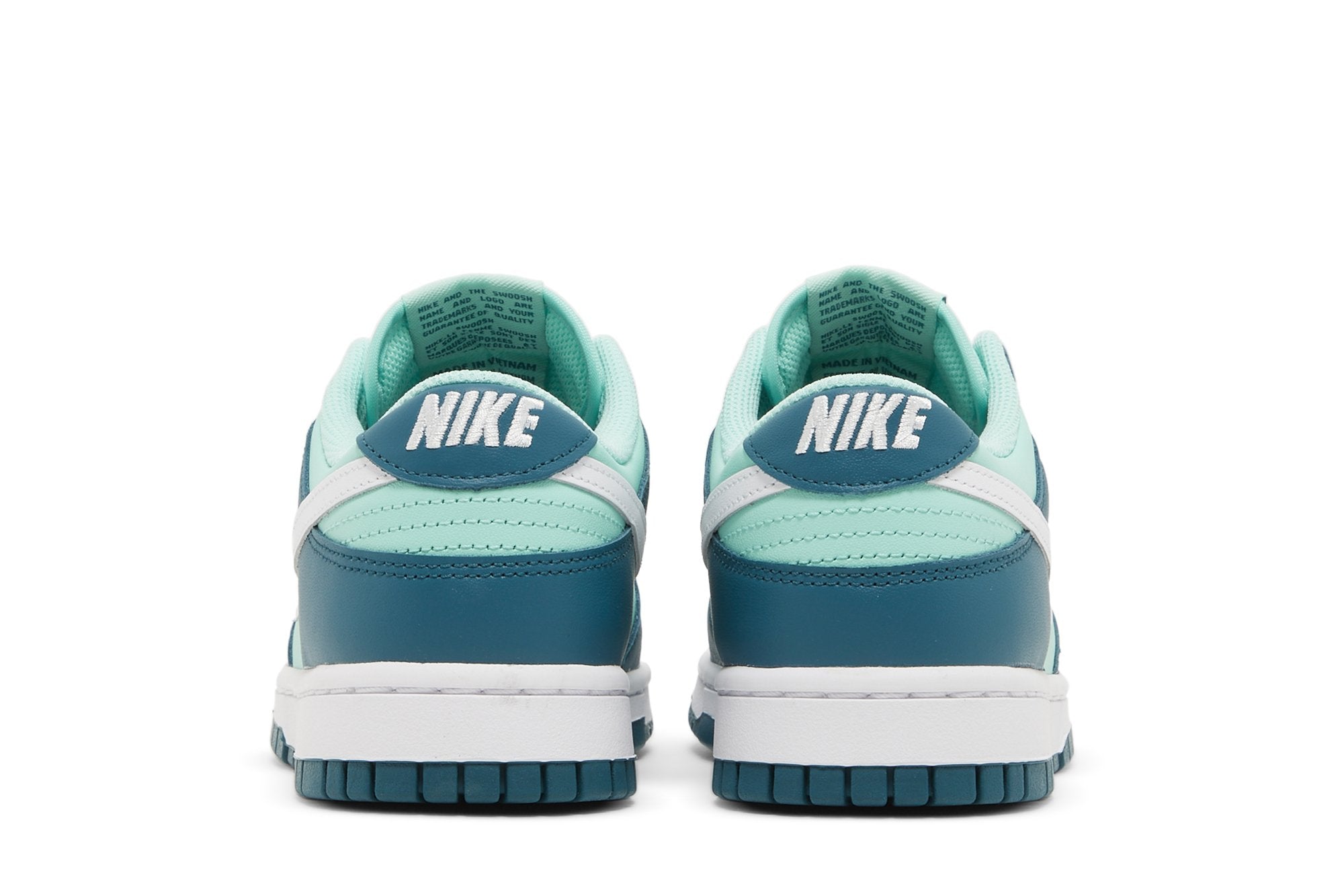 Women's Nike Dunk Low - Geode Teal ()