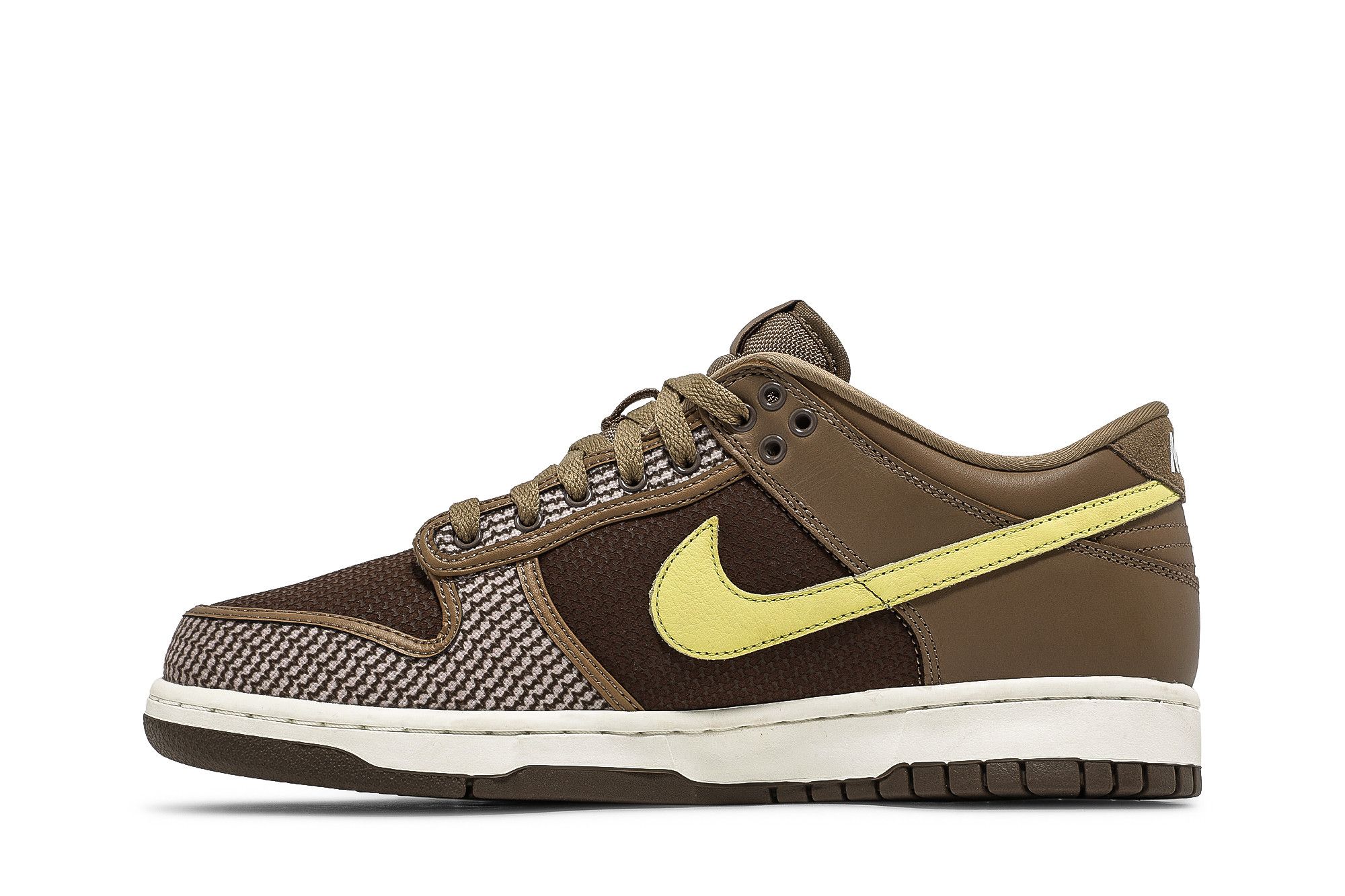 Nike Dunk Low SP - UNDEFEATED Canteen Dunk vs. AF1 Pack ()