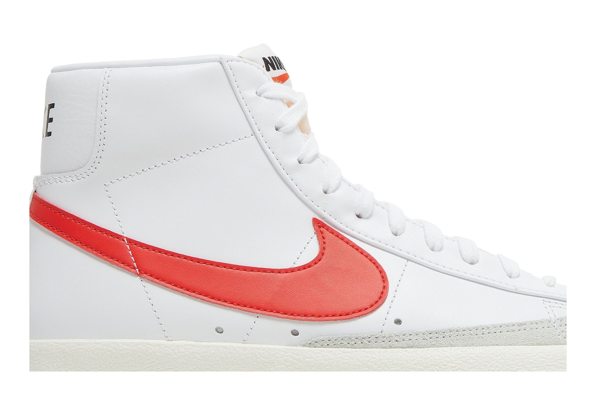 Nike Blazer Mid '77 Vintage - White Blue Red ()