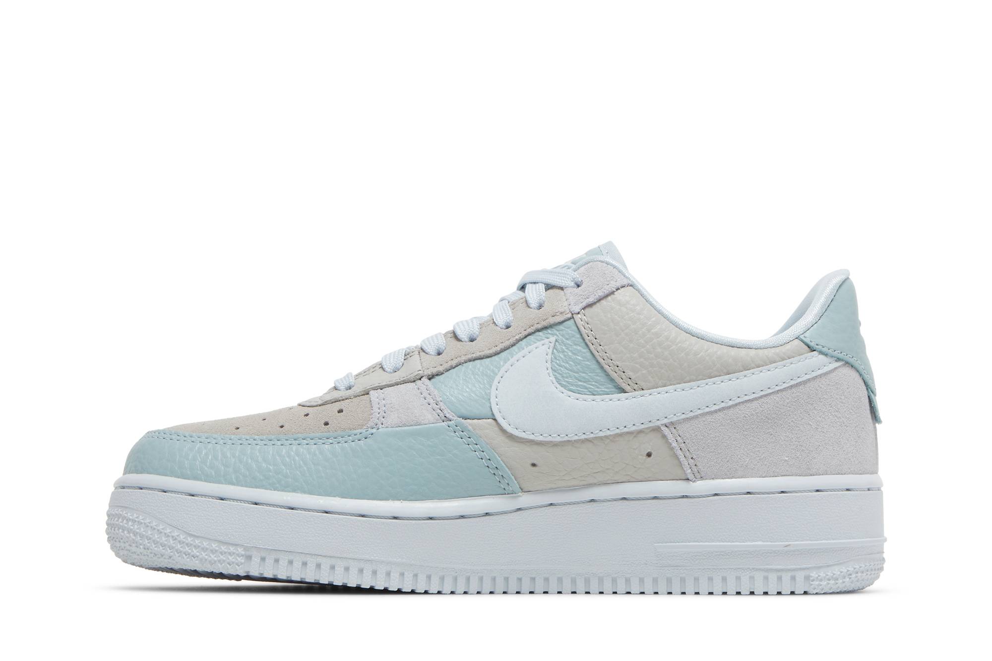 Women's Nike Air Force 1 Low - NH1 x Be Kind ()